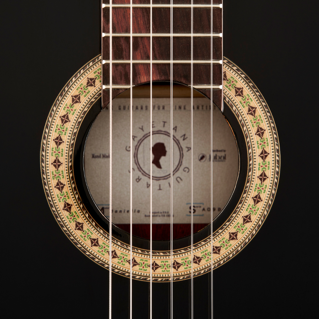 Discover a Classical Guitar with a Modern Twist